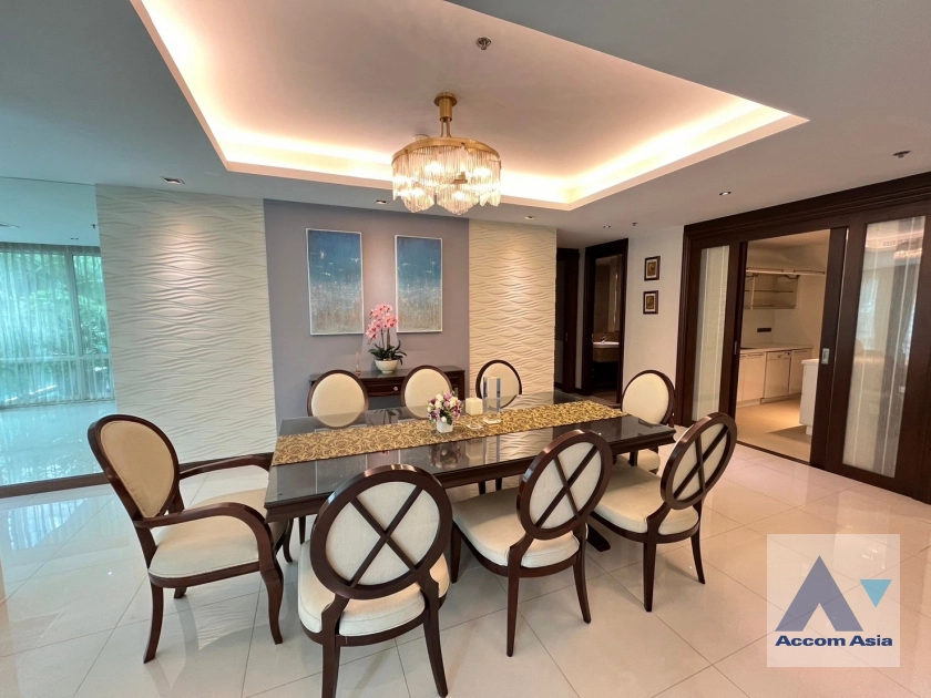  4 Bedrooms  Condominium For Rent in Sukhumvit, Bangkok  near BTS Phrom Phong (AA40475)