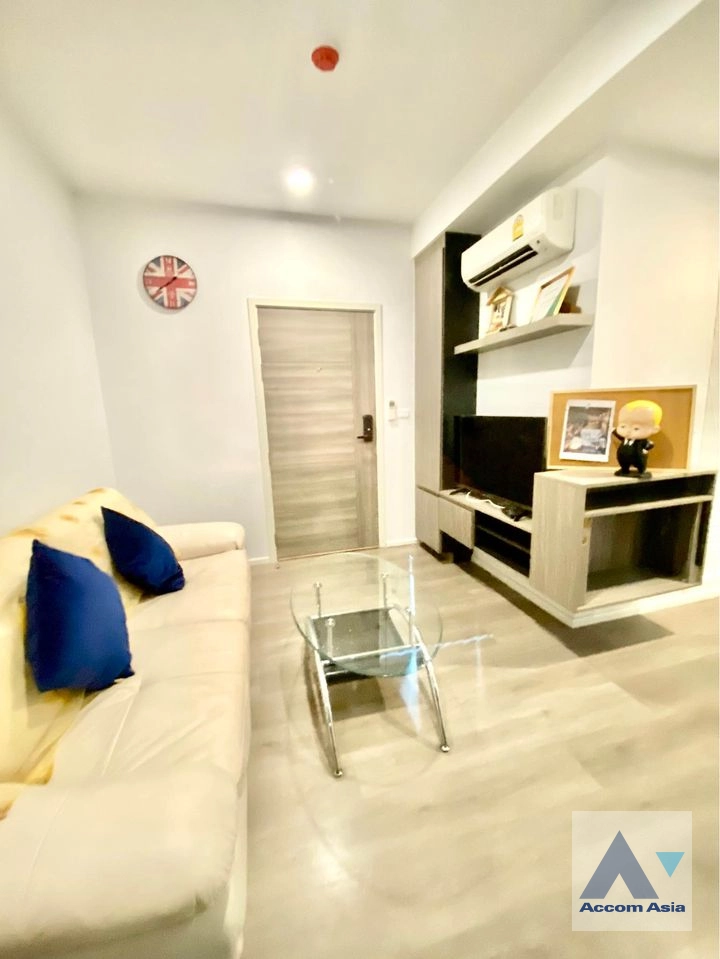  2 Bedrooms  Condominium For Sale in Bangna, Bangkok  near BTS Bearing (AA40484)