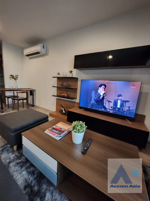 unit 2 Bedrooms  Condominium For Rent in Sukhumvit, Bangkok  near BTS Punnawithi (AA40492)