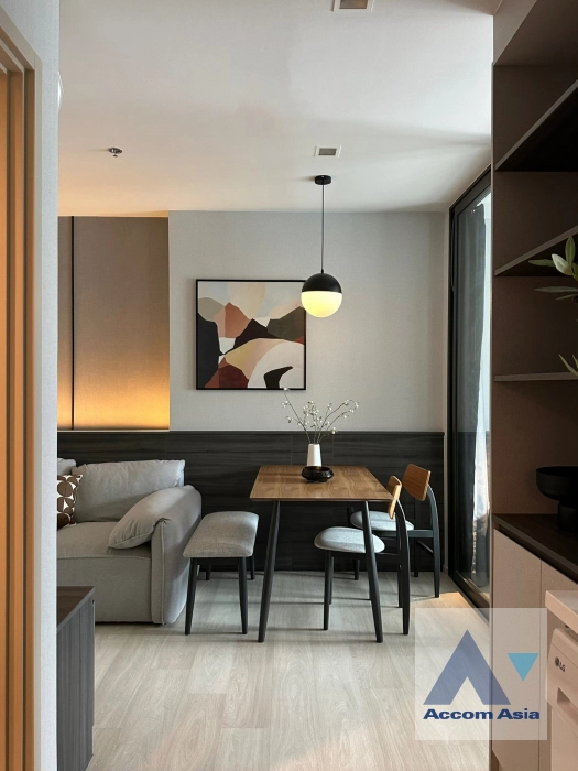  Life One Wireless Condominium  1 Bedroom for Rent BTS Ploenchit in Ploenchit Bangkok