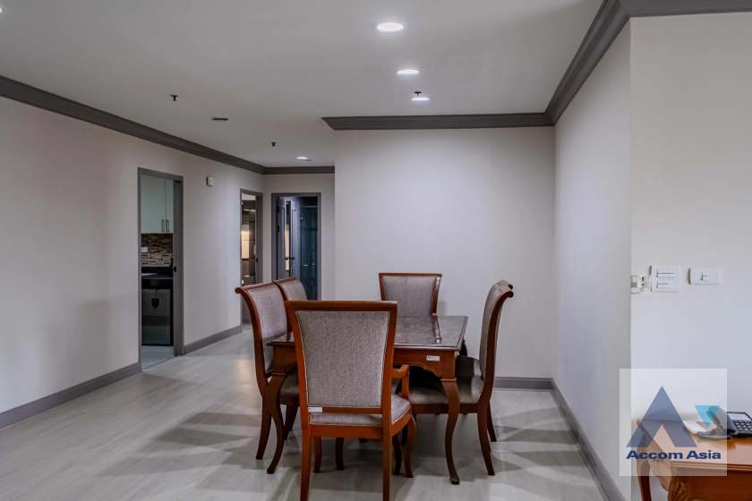 6  3 br Apartment For Rent in Sukhumvit ,Bangkok BTS Asok - MRT Sukhumvit at Perfect Apartment for Big Family, Prime Location Near Main Street AA40497