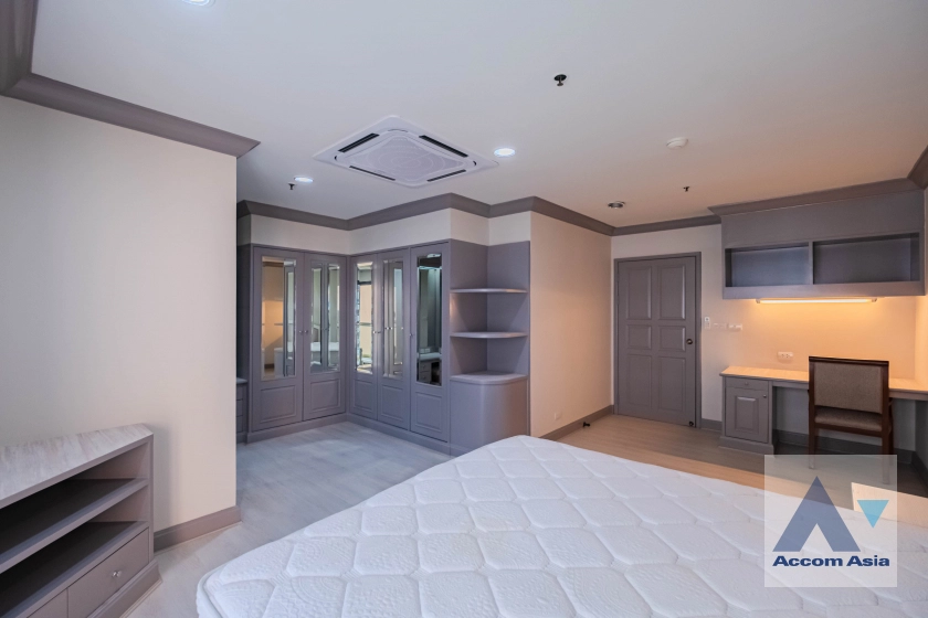 10  3 br Apartment For Rent in Sukhumvit ,Bangkok BTS Asok - MRT Sukhumvit at Perfect Apartment for Big Family, Prime Location Near Main Street AA40497