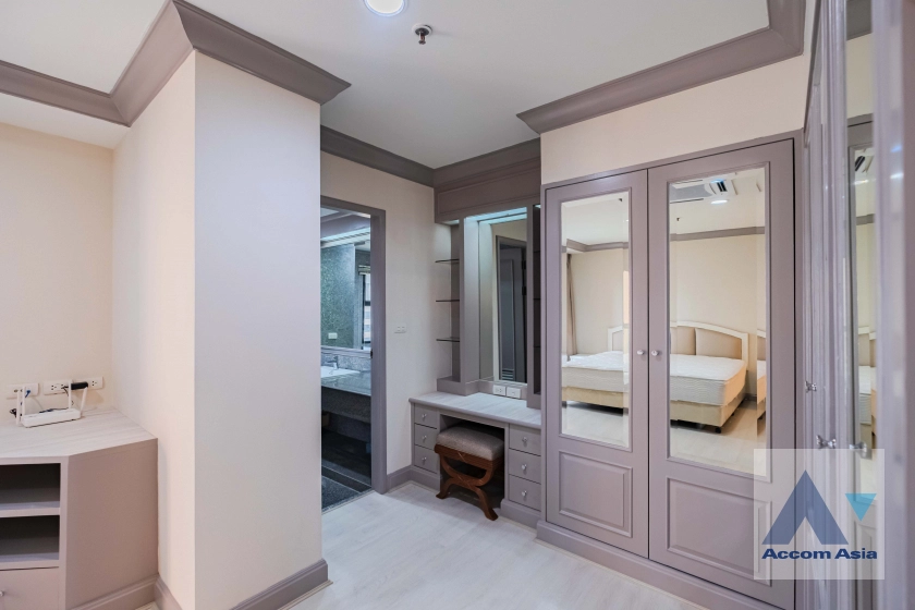 12  3 br Apartment For Rent in Sukhumvit ,Bangkok BTS Asok - MRT Sukhumvit at Perfect Apartment for Big Family, Prime Location Near Main Street AA40497