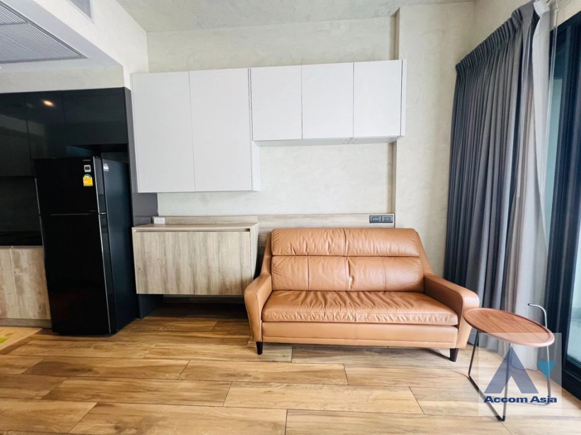 unit 1 Bedroom  Condominium For Rent in Sukhumvit, Bangkok  near MRT Phetchaburi (AA40520)