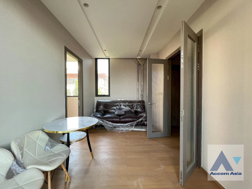  1  4 br House for rent and sale in Sathorn ,Bangkok BTS Sala Daeng - MRT Khlong Toei at Anina Villa Sathorn-Yenakart AA40525