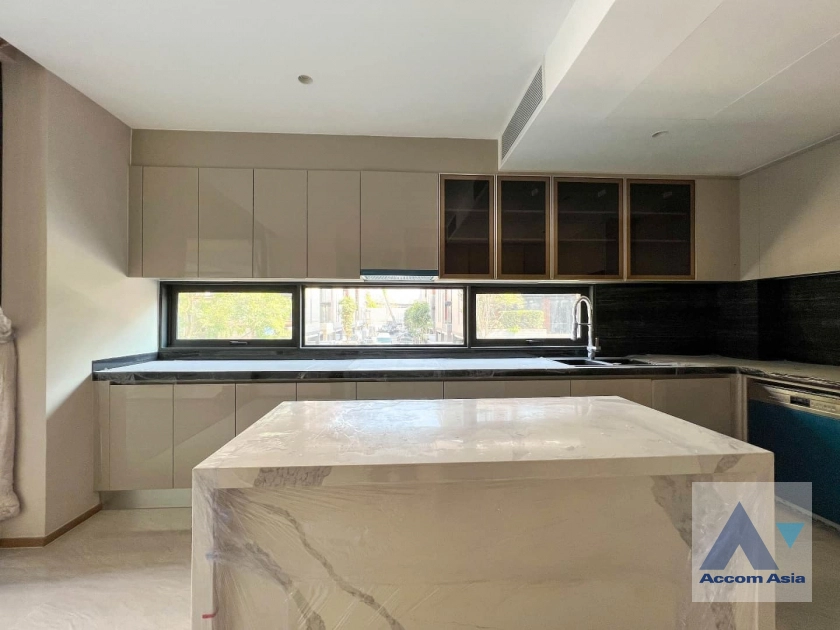 5  4 br House for rent and sale in Sathorn ,Bangkok BTS Sala Daeng - MRT Khlong Toei at Anina Villa Sathorn-Yenakart AA40525
