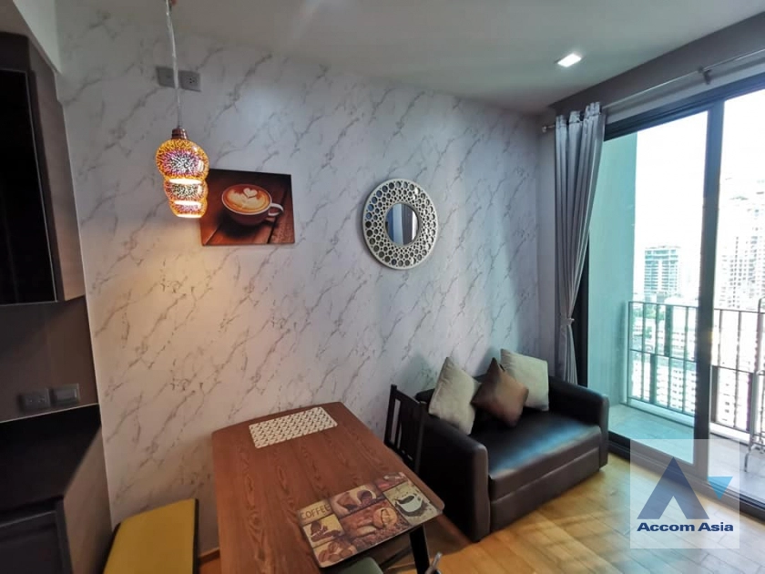 unit 1 Bedroom  Condominium For Rent & Sale in Sukhumvit, Bangkok  near BTS Thong Lo (AA40527)