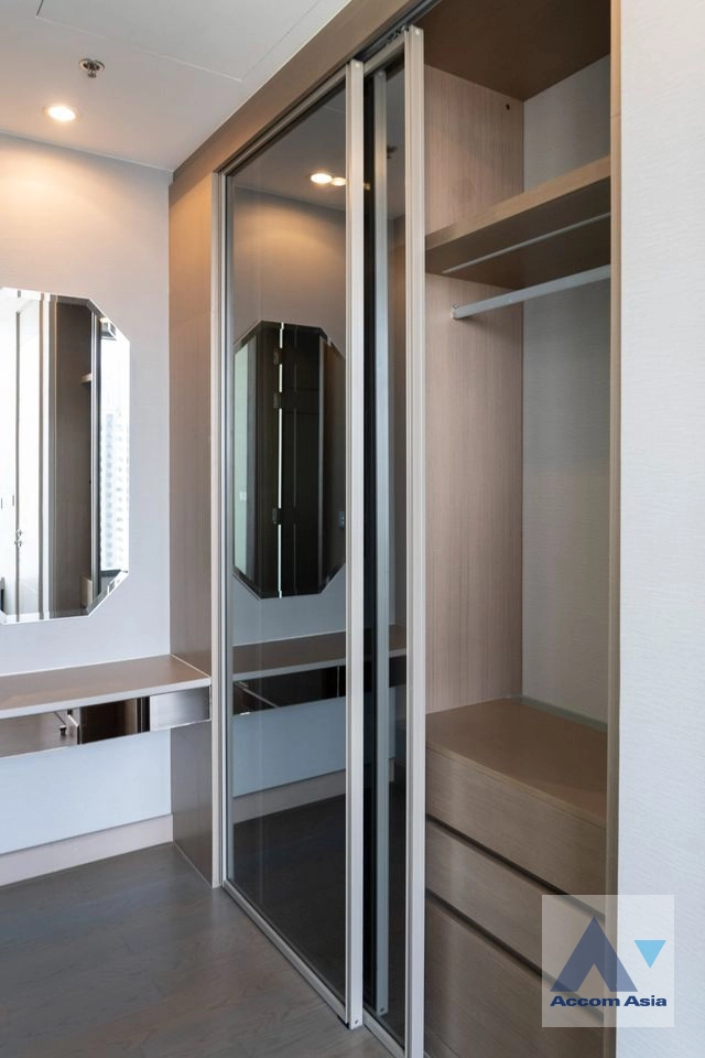 6  1 br Condominium For Rent in Ratchadaphisek ,Bangkok BTS Asok - MRT Phetchaburi - ARL Makkasan at The Esse At Singha Complex AA40530