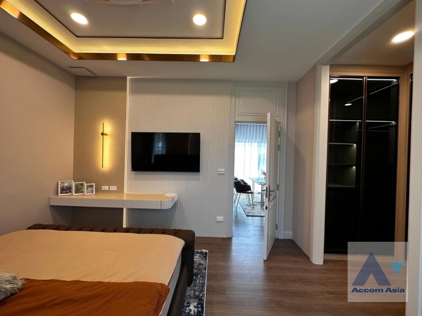 10  4 br House for rent and sale in Latkrabang ,Bangkok ARL Ban Thap Chang at Nantawan Rama 9 New Krungthepkreetha AA40534