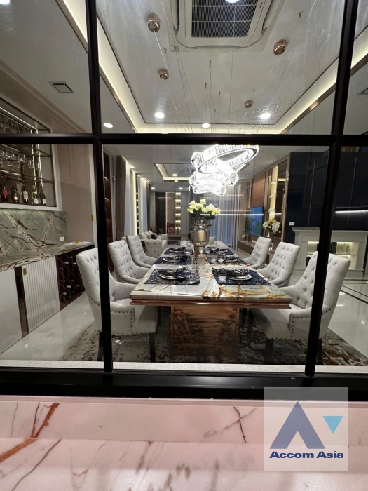 4  4 br House for rent and sale in Latkrabang ,Bangkok ARL Ban Thap Chang at Nantawan Rama 9 New Krungthepkreetha AA40534