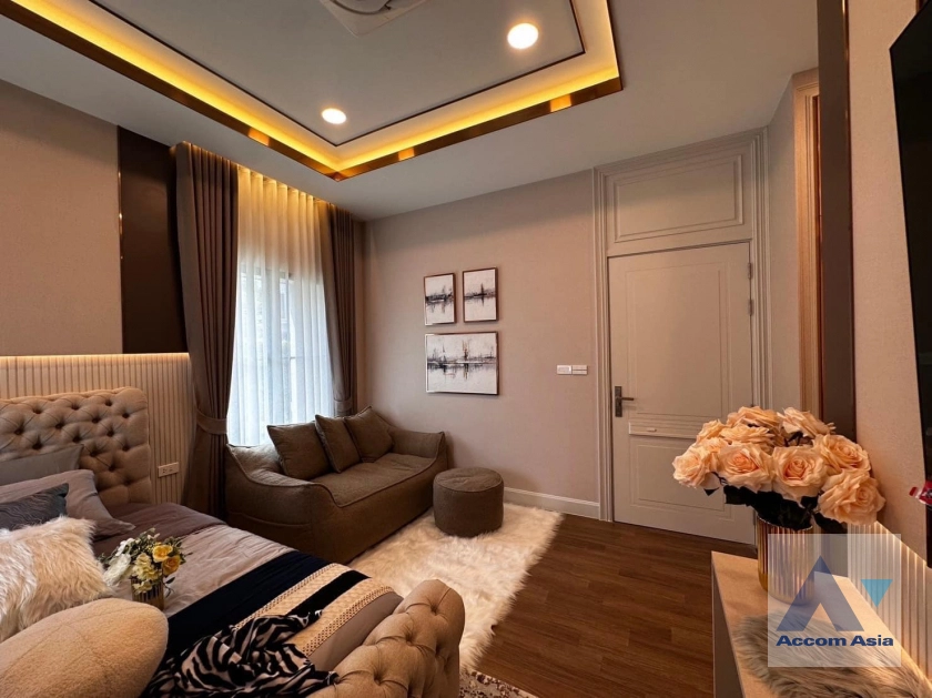 14  4 br House for rent and sale in Latkrabang ,Bangkok ARL Ban Thap Chang at Nantawan Rama 9 New Krungthepkreetha AA40534