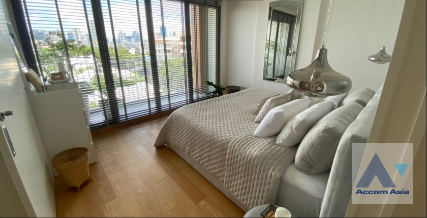 5  2 br Condominium for rent and sale in Sathorn ,Bangkok MRT Lumphini at Supreme Legend AA40535