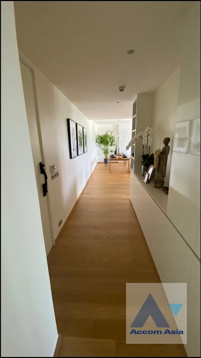 unit 2 Bedrooms  Condominium For Rent & Sale in Sathorn, Bangkok  near MRT Lumphini (AA40535)