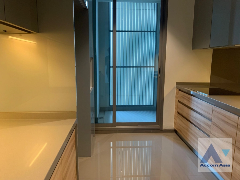 6  1 br Condominium For Rent in Sathorn ,Bangkok MRT Lumphini at Supreme Legend AA40543