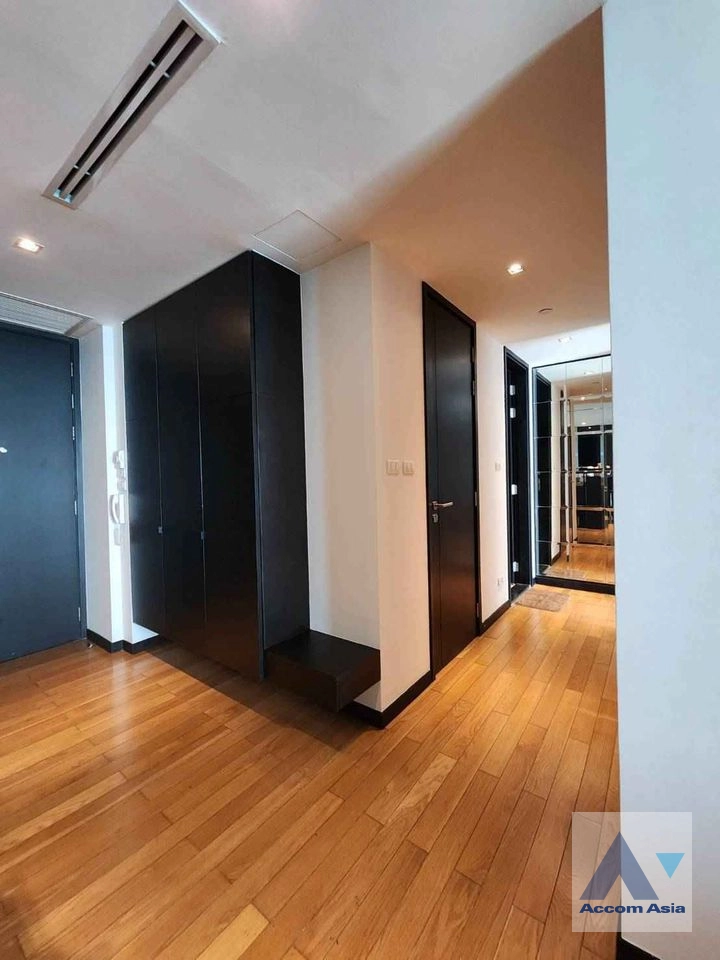  2 Bedrooms  Condominium For Rent & Sale in Sathorn, Bangkok  near BRT Wat Dan (AA40548)