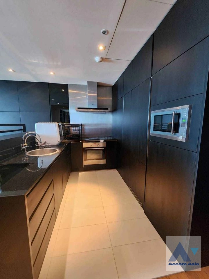 unit 2 Bedrooms  Condominium For Rent & Sale in Rama 3, Bangkok  near BRT Wat Dan (AA40548)