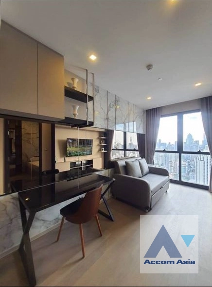  2  1 br Condominium  in Sukhumvit ,Bangkok BTS Asok - MRT Sukhumvit at Ashton Asoke AA40552