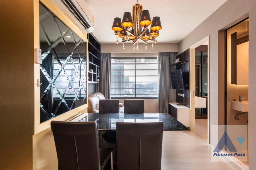 unit 2 Bedrooms  Condominium For Rent in Ratchadaphisek, Bangkok  near MRT Rama 9 - ARL Makkasan (AA40553)