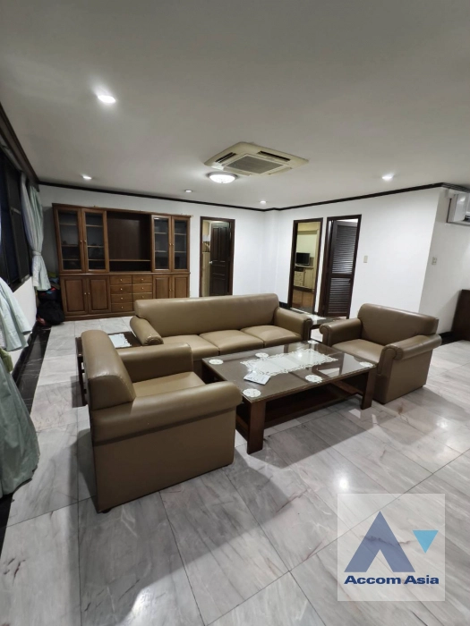unit 2 Bedrooms  Condominium For Rent in Sukhumvit, Bangkok  near BTS Phrom Phong (AA40556)
