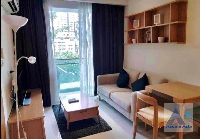  Beverly Tower Condominium  1 Bedroom for Rent BTS Nana in Sukhumvit Bangkok