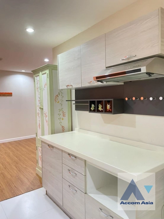 10  1 br Condominium for rent and sale in Ploenchit ,Bangkok BTS Sala Daeng - MRT Sam Yan at Chamchuri Square Residence AA40568