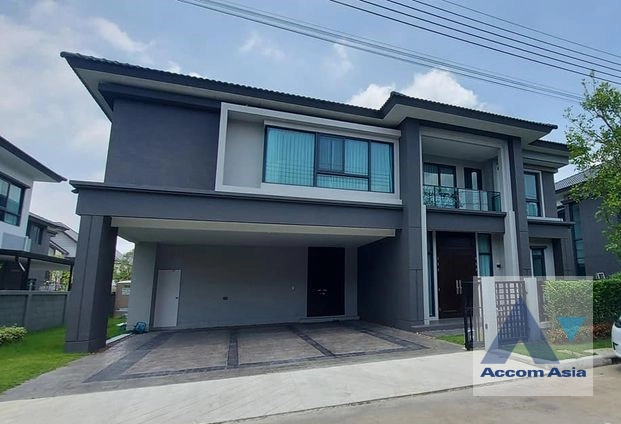 unit 5 Bedrooms  House For Rent in Phaholyothin, Bangkok  (AA40571)