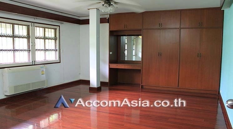 13  3 br House For Rent in Sukhumvit ,Bangkok BTS Nana 9009501