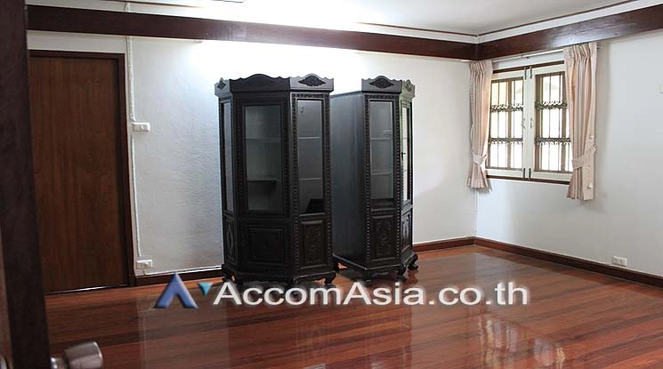 16  3 br House For Rent in Sukhumvit ,Bangkok BTS Nana 9009501