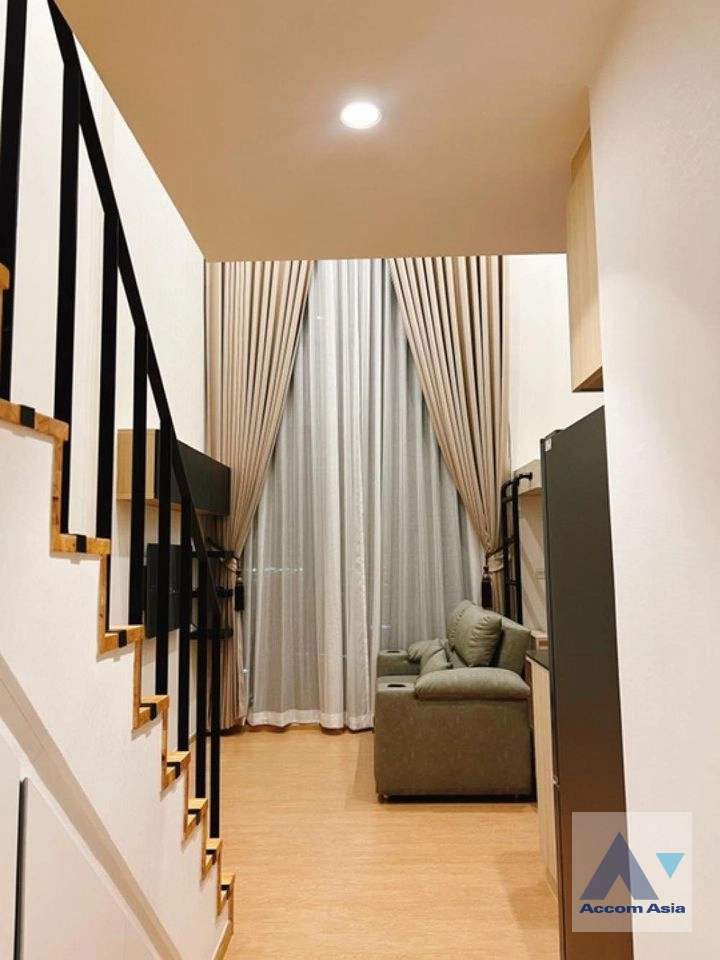 unit 1 Bedroom  Condominium For Rent in Sukhumvit, Bangkok  near BTS Ekkamai (AA40575)