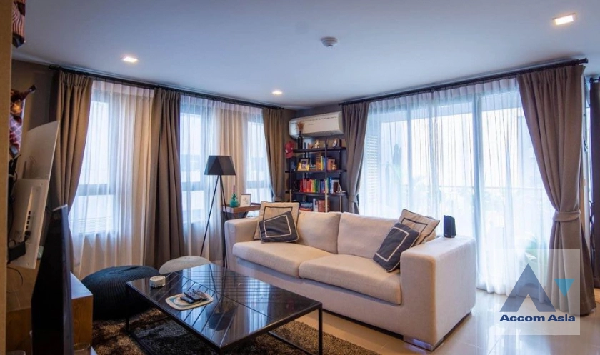 unit 2 Bedrooms  Condominium For Rent in Sukhumvit, Bangkok  near BTS Asok - MRT Sukhumvit (AA40581)