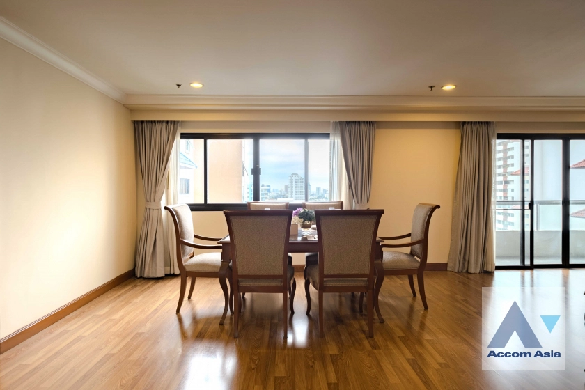 5  3 br Apartment For Rent in Sukhumvit ,Bangkok BTS Asok - MRT Sukhumvit at Perfect Apartment for Big Family, Prime Location Near Main Street AA40585