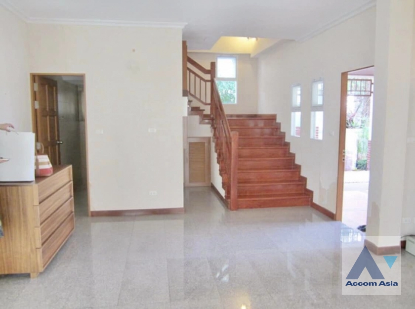 7  3 br House For Rent in Bang Na ,Bangkok  at Sittarom Regent Sinakarin Lasan AA40597