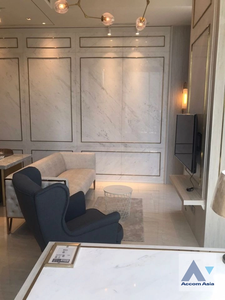 unitFully Furnished |  2 Bedrooms  Condominium For Rent & Sale in Silom, Bangkok  near BTS Chong Nonsi (AA40601)