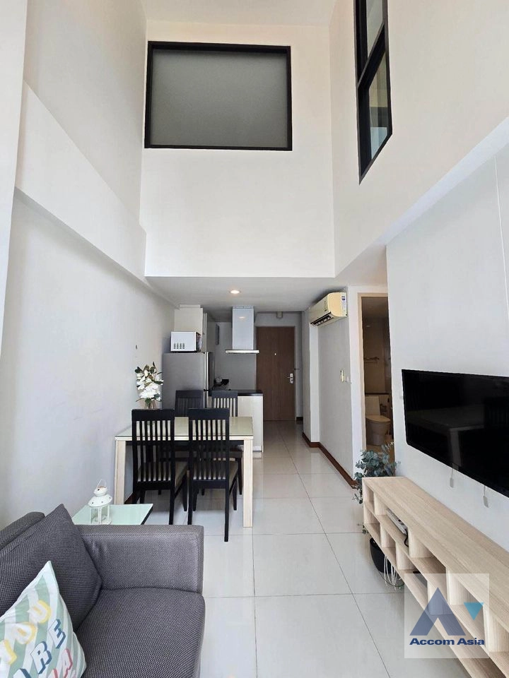 unit 2 Bedrooms  Condominium For Rent in Sukhumvit, Bangkok  near BTS Thong Lo (AA40605)