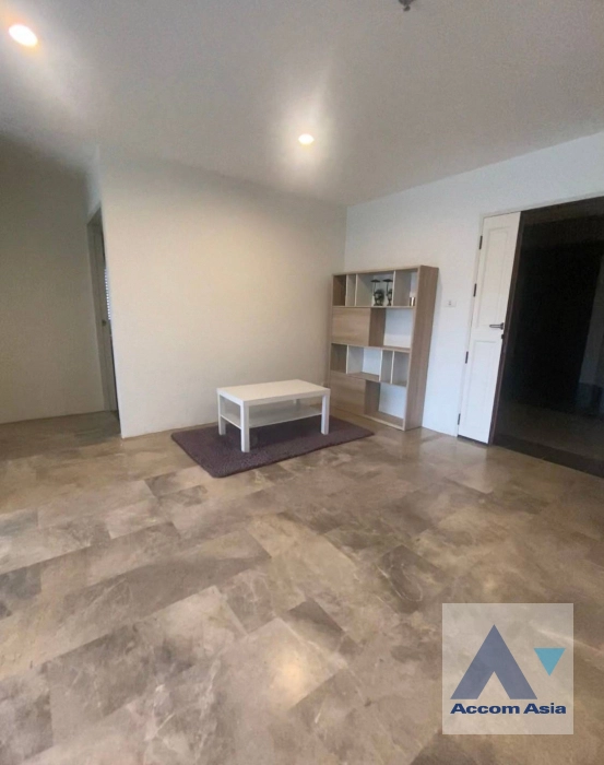 unit 2 Bedrooms  Condominium For Rent in Sukhumvit, Bangkok  near BTS Thong Lo (AA40610)