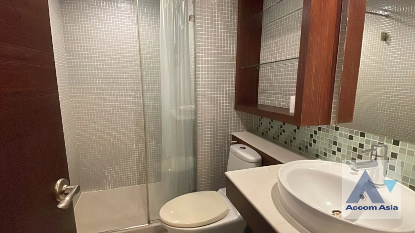 10  2 br Condominium For Sale in Sukhumvit ,Bangkok BTS Ekkamai at The Avenue Sukumvit 61 AA40611