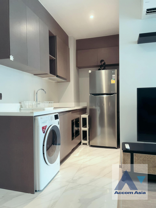 unitFully Furnished |  1 Bedroom  Condominium For Rent in Sukhumvit, Bangkok  near BTS Ekkamai (AA40617)