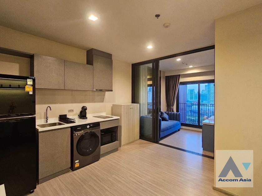 unit 1 Bedroom  Condominium For Rent in ,   near MRT Rama 9 - ARL Makkasan (AA40618)