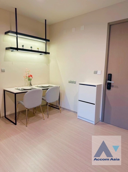 unit 1 Bedroom  Condominium For Rent in ,   near MRT Rama 9 - ARL Makkasan (AA40618)