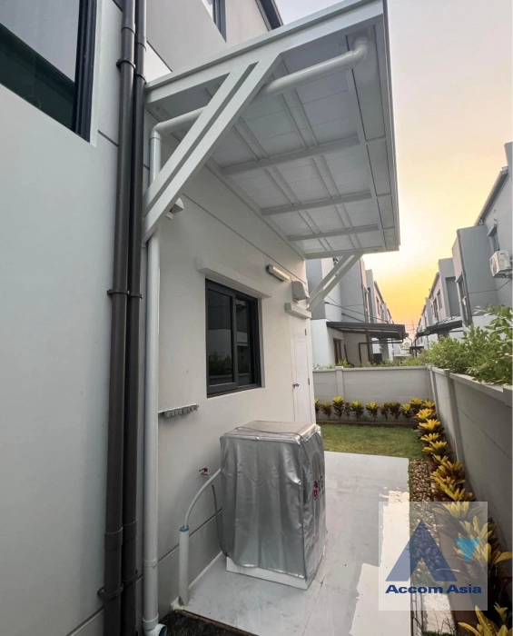 12  4 br House For Rent in Samutprakan ,Samutprakan  at Centro Bangna AA40626