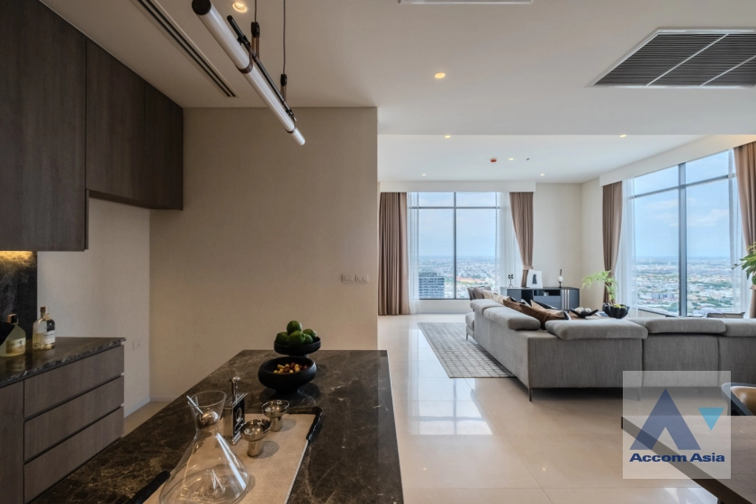 4  3 br Condominium For Sale in Sukhumvit ,Bangkok BTS On Nut at Ramada Plaza Residence AA40627