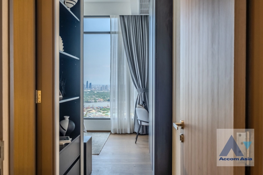 14  3 br Condominium For Sale in Sukhumvit ,Bangkok BTS On Nut at Ramada Plaza Residence AA40627