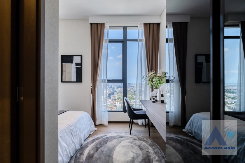 21  3 br Condominium For Sale in Sukhumvit ,Bangkok BTS On Nut at Ramada Plaza Residence AA40627