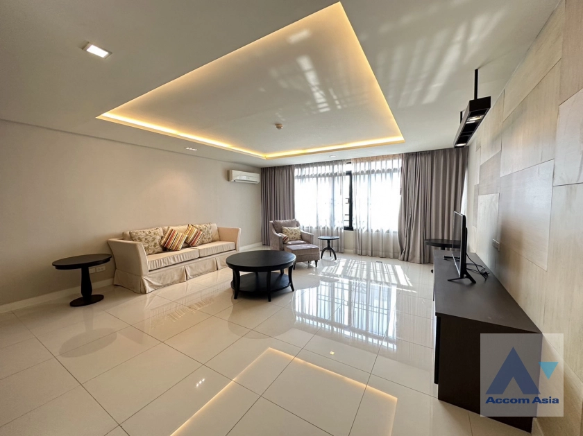 unit 3 Bedrooms  Apartment For Rent in Sukhumvit, Bangkok  near BTS Thong Lo (AA40634)