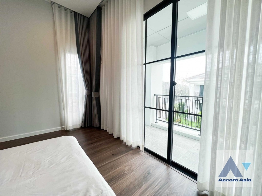 9  5 br House For Rent in Latkrabang ,Bangkok  at Setthasiri Serithai AA40644