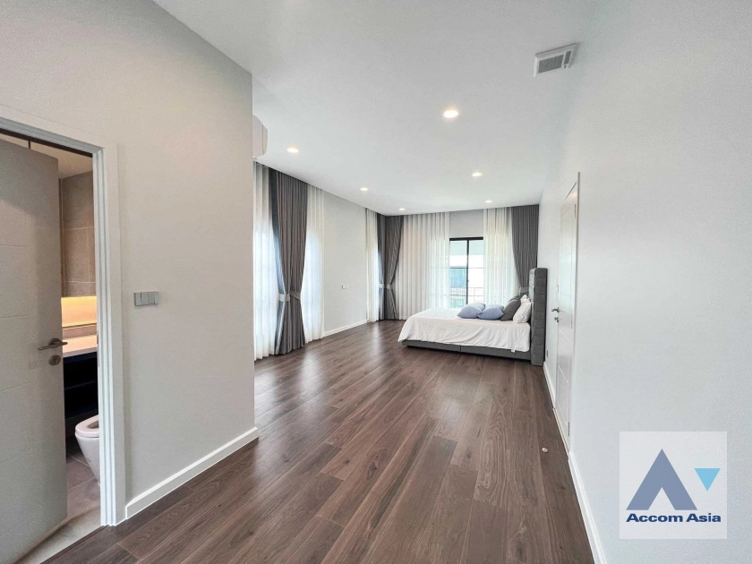 7  5 br House For Rent in Latkrabang ,Bangkok  at Setthasiri Serithai AA40644