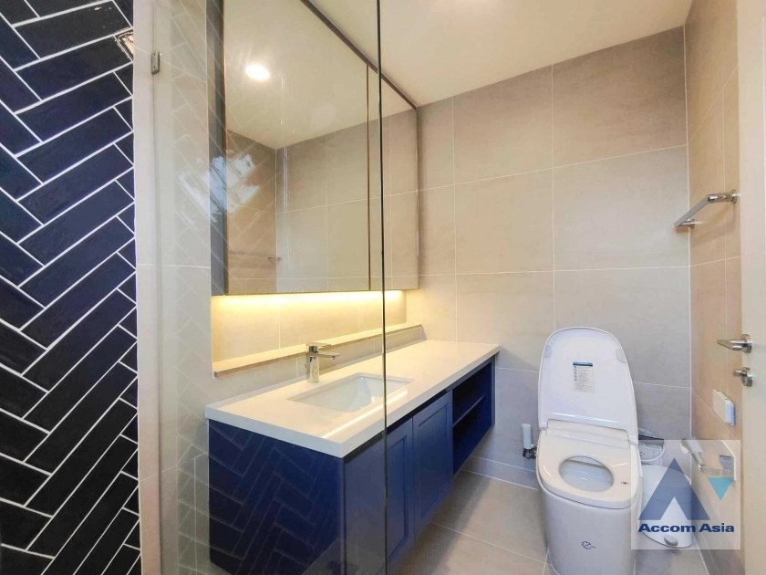 17  5 br House For Rent in Latkrabang ,Bangkok  at Setthasiri Serithai AA40644