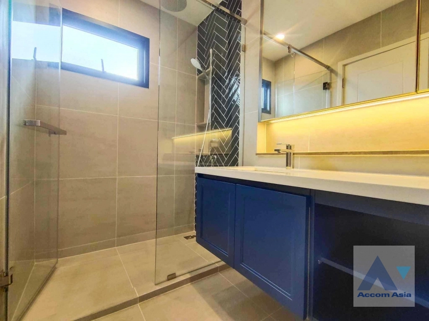 14  5 br House For Rent in Latkrabang ,Bangkok  at Setthasiri Serithai AA40644