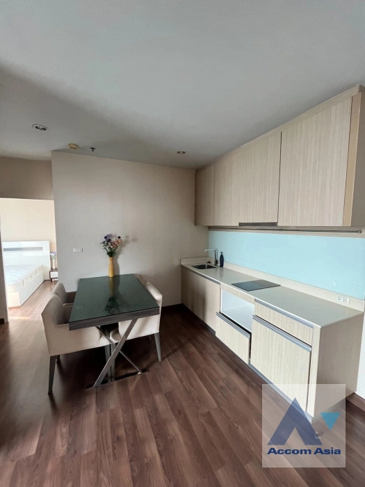  1  2 br Condominium For Sale in Ratchadaphisek ,Bangkok  at Chewathai Ramkhamhaeng AA40645