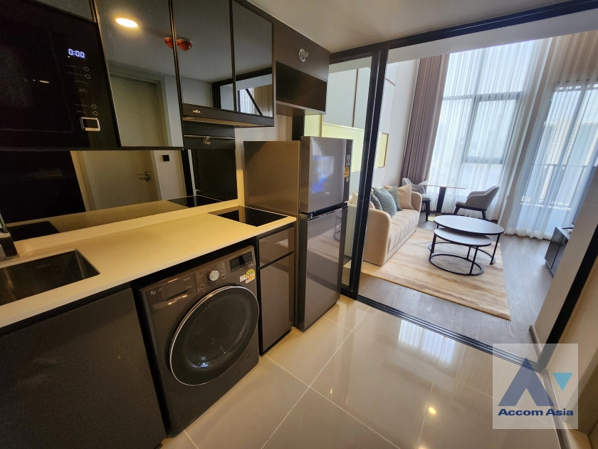 unit 1 Bedroom  Condominium For Rent in Silom, Bangkok  (AA40646)